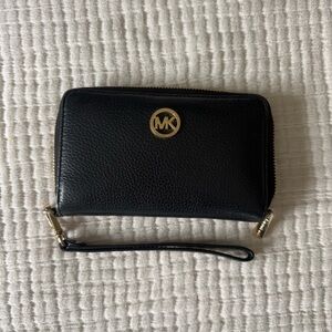 Michael Kors Black Wristlet Wallet – Card Slots + Coin Pocket – Compact – Good C